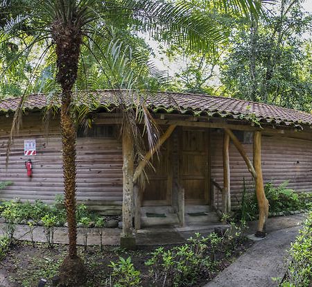 Bugabutik Hotel Resort Cocles Beach Exterior foto