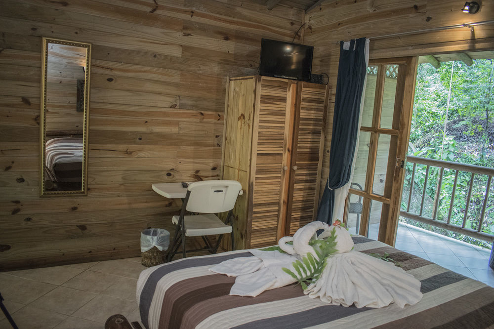 Bugabutik Hotel Resort Cocles Beach Exterior foto